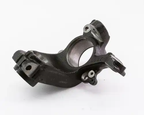 Кулак поворотный DOMINANT AW1J004070255AH