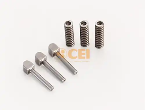 р/к синхронизатора! 3 сухарика + 3 пружинки MB ZF 15S160/1/16S190/1/16S151 198.843 CEI