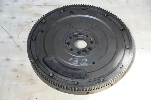 маховик! 132 зуб. под лепест.корз.,стартер 10 зуб., однодиск.сцепл. ЯМЗ-236/7601/656 236-1005115-Н СПЕЦМАШ