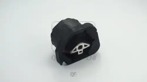 Подушка крепления КПП QUATTRO FRENI QF81B00002