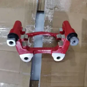 СКОБА СУППОРТА ТОРМОЗНОЙ СИСТЕМЫ ЗАДНЯЯ ЛЕВАЯ 4050042900698 GEELY