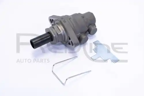 Главный тормозной цилиндр SUZUKI IGNIS I (FH) 09SZ037 RED LINE